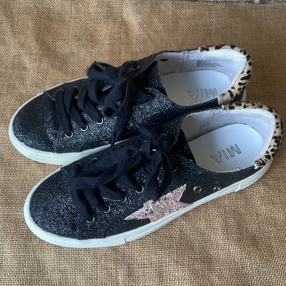 Mia marlowe Shoe Star Glitter sneakers, Black & Pink Size 7 1/2 Sold Out - Picture 4 of 16